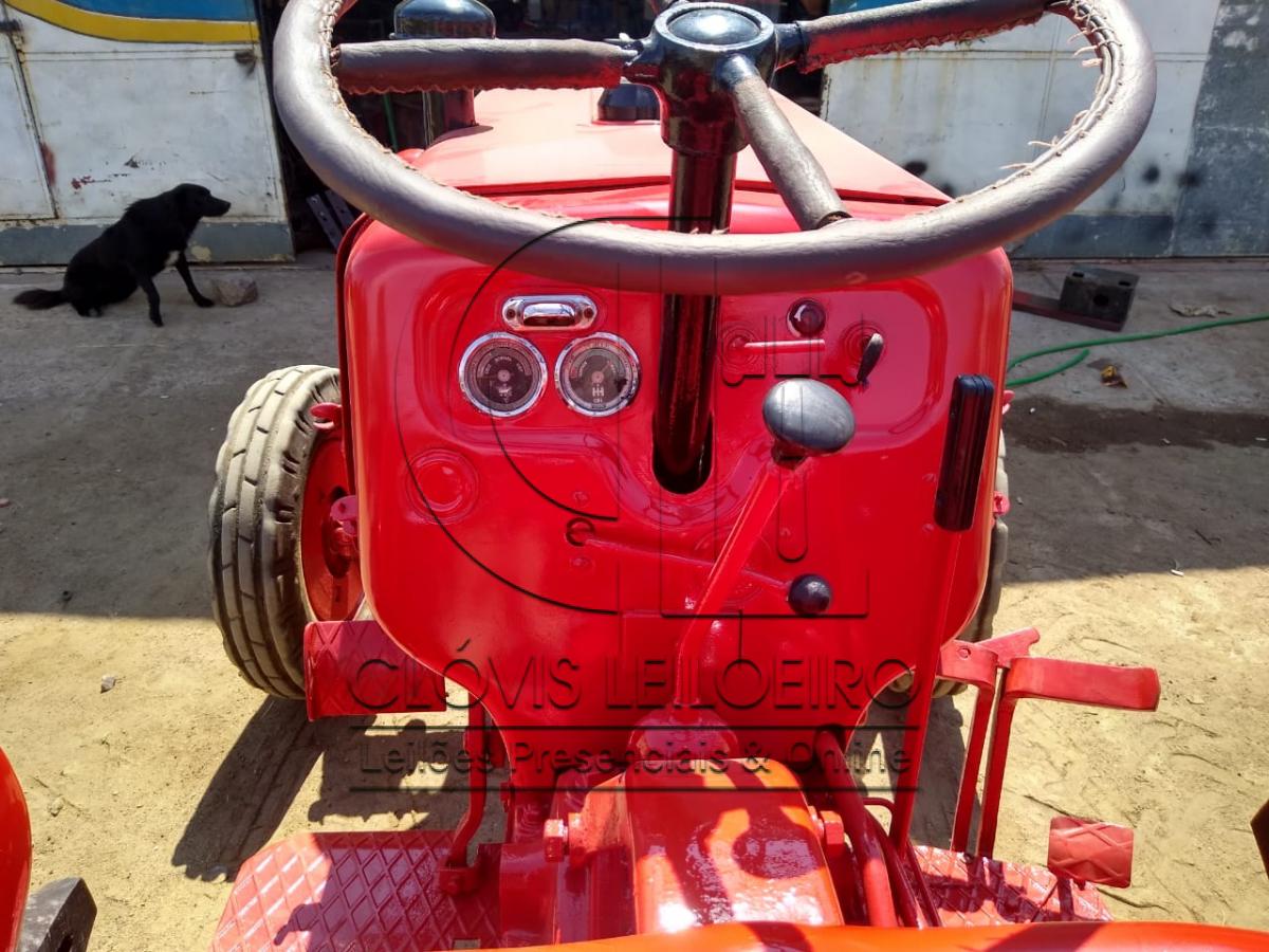 TRATOR INTERNACIONAL FARMALL D-430