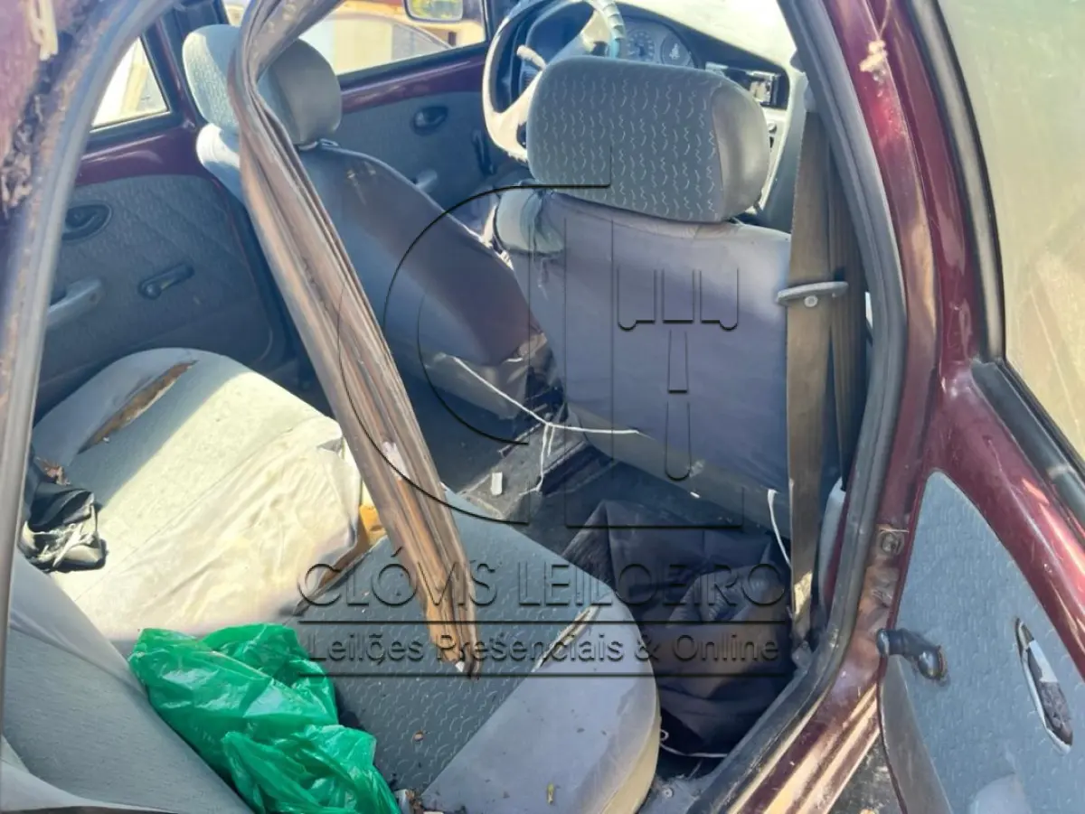 LOTE 001 - UM FIAT PALIO YOUNG, PLACA IKF5534