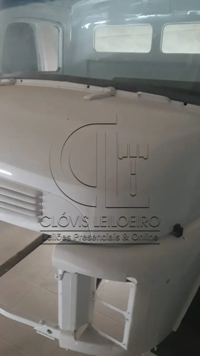 LOTE 013 - QUATRO CABINES, marca Mercedes , para caminhão 1113