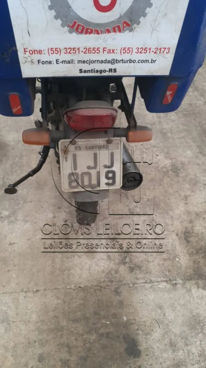 LOTE 006 - UMA MOTOCICLETA, marca Honda, CG 125 TITAN ES, Placa IJJ -8019