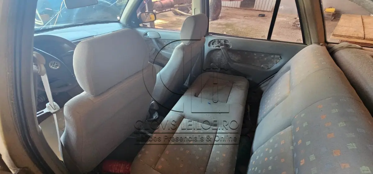 LOTE 001 - UM VEÍCULO, marca VW/ PARATI 2001/2002