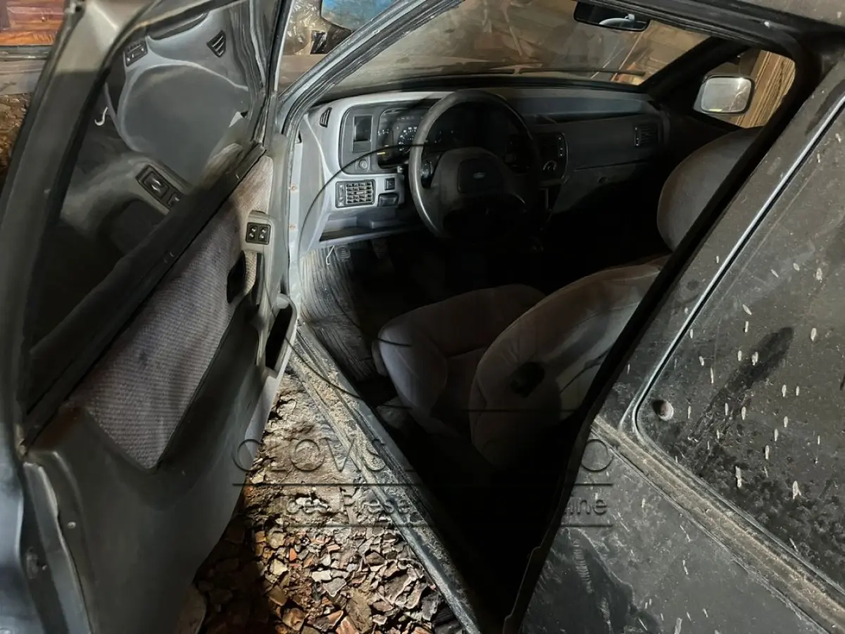 LOTE 001 - UM VEICULO FORD VERONA GLX, PLACA ICA 6655