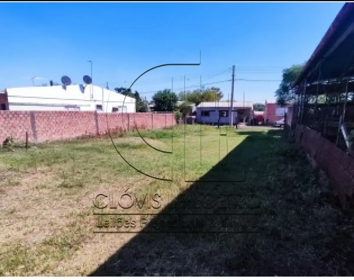 LOTE 001 - UM TERRENO NO BAIRRO CENTENÁRIO, RUA CAIBOATÉ, MATR. 11.372