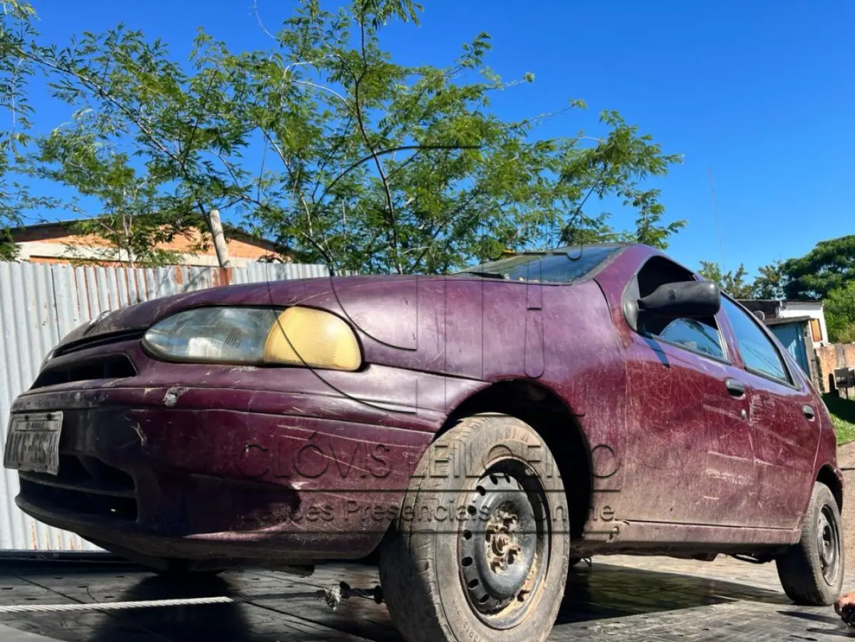 LOTE 001 - UM FIAT PALIO YOUNG, PLACA IKF5534