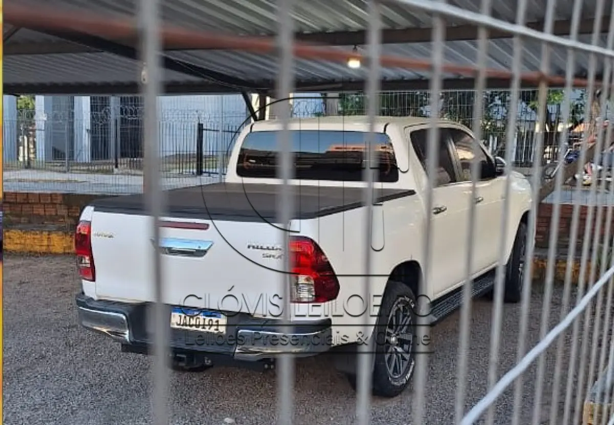 LOTE 002 - Uma Caminhonete, Toyota Hilux, placa JAC0I91