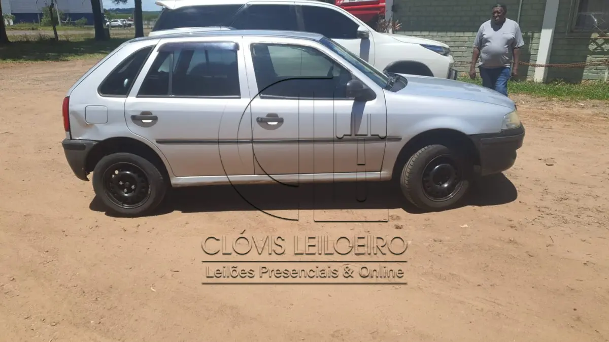 LOTE 003 - UM W/GOL 1.0 2004/2005 PLACA imd9423