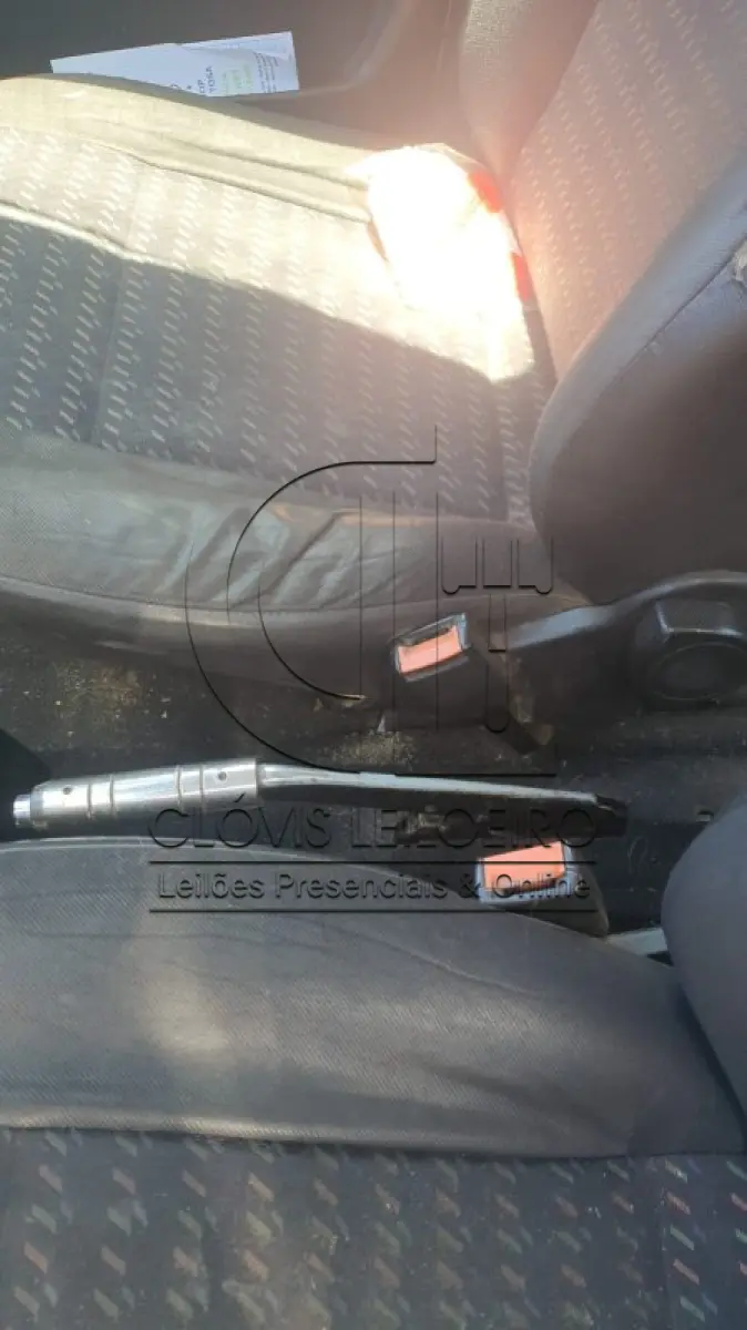 LOTE 003 - UM W/GOL 1.0 2004/2005 PLACA imd9423