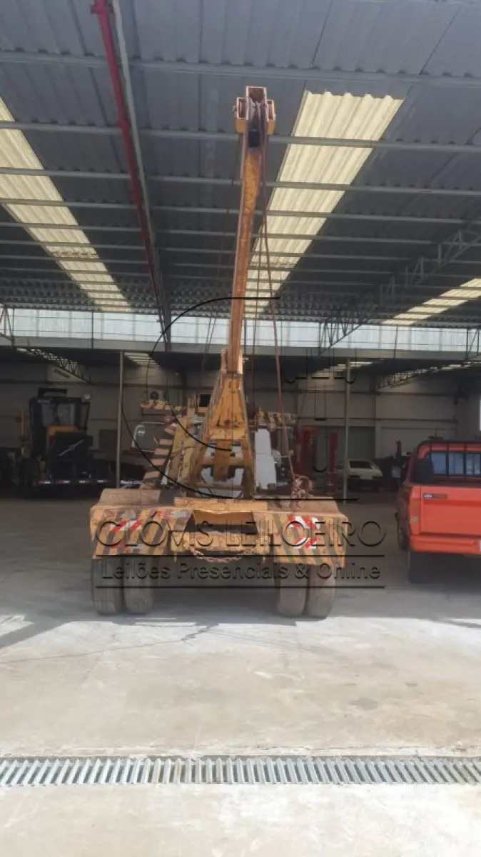 LOTE 009 - UM CAMINHÃO, marca Chevrolet Brasil, guincho