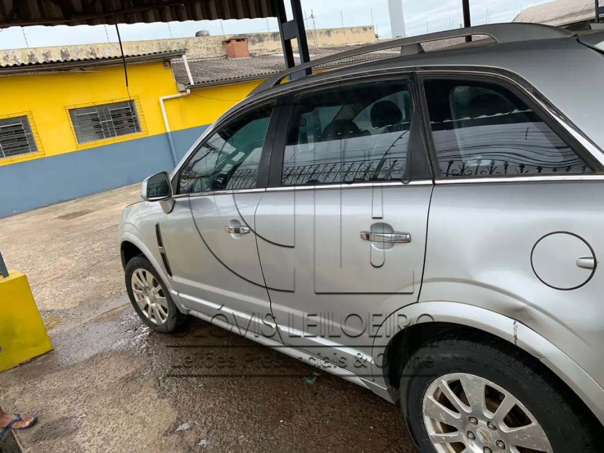 LOTE 001 - UMA CAMIONETA , MARCA GM CAPTIVA SPORT AWD, 2010/2010