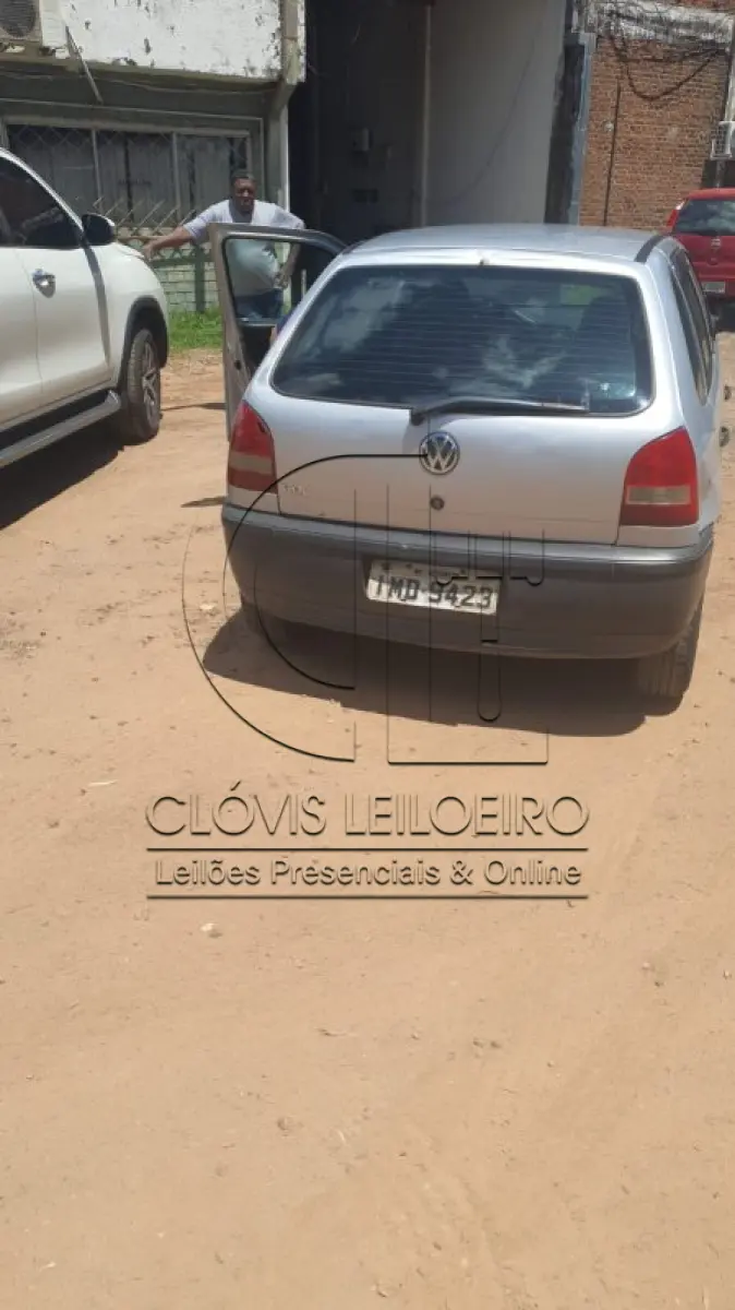 LOTE 003 - UM W/GOL 1.0 2004/2005 PLACA imd9423