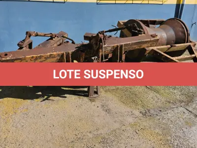 LOTE 001 - UMA TAIPADERA MARCA BOELTER