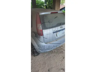 LOTE 003 - UM FORD FIESTA 1.6 FLEX, PLACA IMX 4038