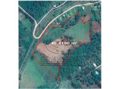 LOTE 001 - 50% do imóvel  com 49.419m², Matr 19.615
