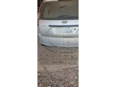 LOTE 003 - UM FORD FIESTA 1.6 FLEX, PLACA IMX 4038