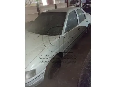LOTE 001 - UM FORD VERONA 1,81 GL, 1996/1996, PLACA IEW0076