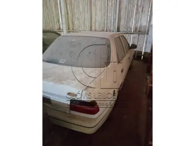 LOTE 001 - UM FORD VERONA 1,81 GL, 1996/1996, PLACA IEW0076