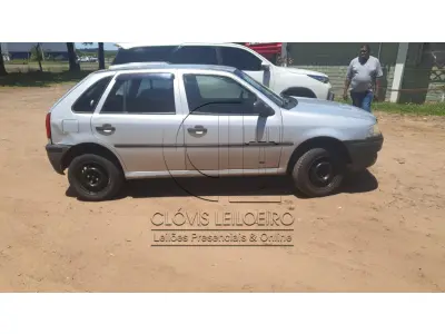 LOTE 003 - UM W/GOL 1.0 2004/2005 PLACA imd9423