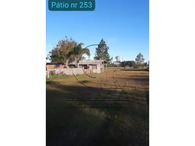 LOTE 001 - UM TERRENO LOCALIZADO NO SITIO SANTA CRUZ, MATR 76.086