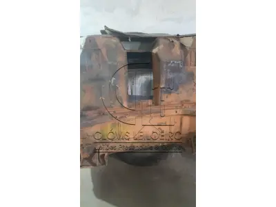 LOTE 012 - QUATRO CABINE para Camionete F-100 