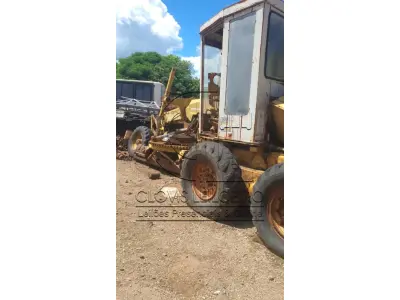 LOTE 016 - UMA PATROLA “Moto Niveladora” marca Fiat Talles