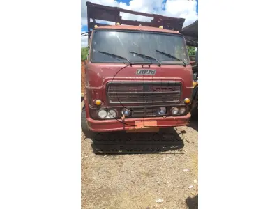 LOTE 019 - UM CAMINHÃO, marca Fiat 120SL, PLACA: IFF-1575