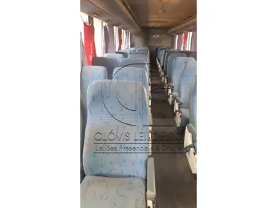 LOTE 020 - UM ONIBUS, marca M. Benz OF1113, Ano/Mod. 1986