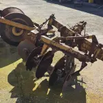 LOTE 001 - UMA TAIPADERA MARCA BOELTER